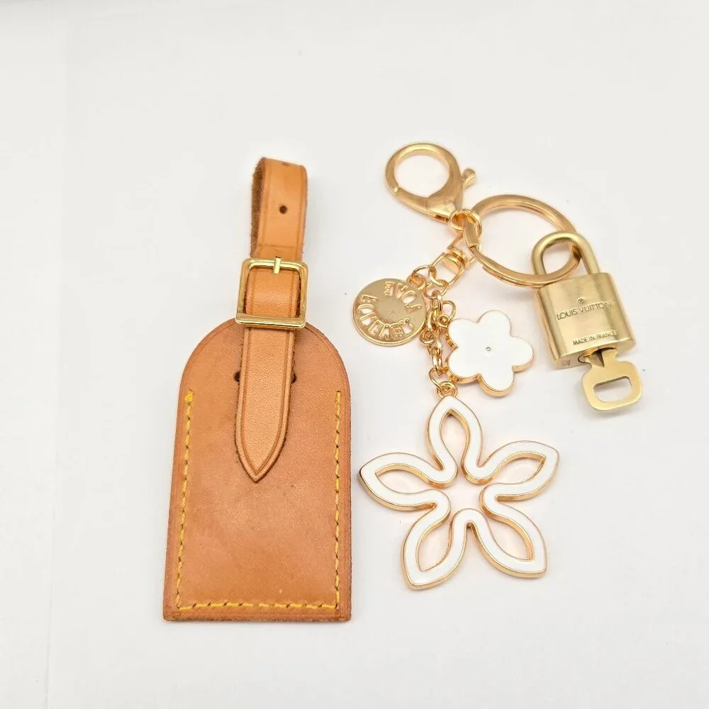 Authentic Louis Vuitton Luggage Nametag and Gold Padlock with Unbranded Keycharm - Picture 2 of 9